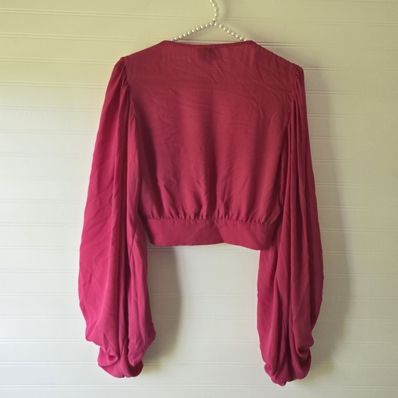 New SNDYS Lantern Sleeve Crop Pixie Top Fuschia Pink Small - Picture 4 of 8